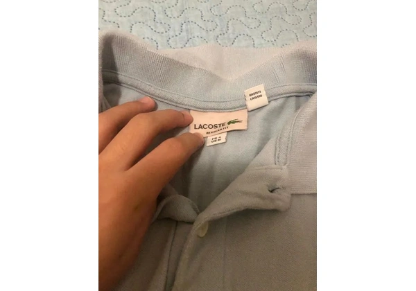 Blusas originais Lacoste rosa e azul