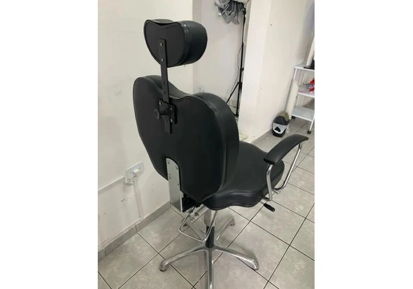Cadeira poltrona para barbearia reclinável excelente