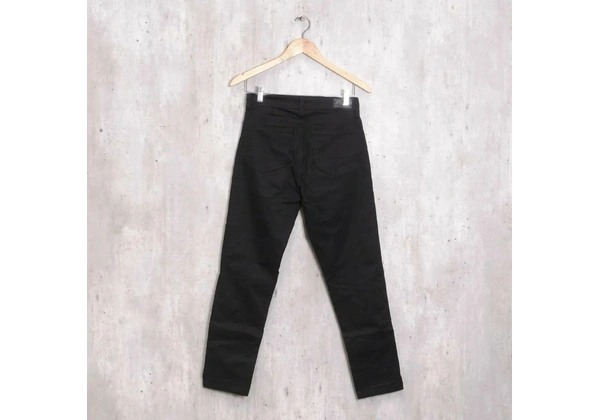 Calça jeans preta Byz paetês