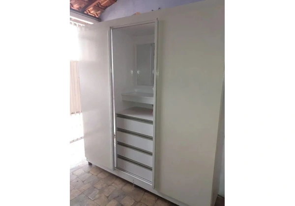 Guarda roupa de casal Semi Novo