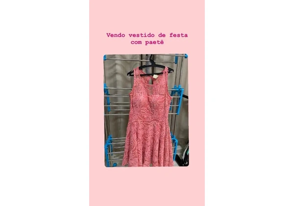 Vestido de Festa com Paetê