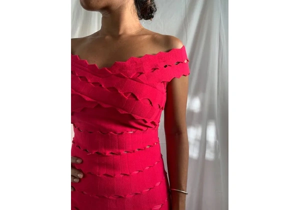 Vestido midi rosa