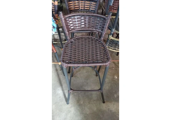 Banquetas em (fibra sintética)