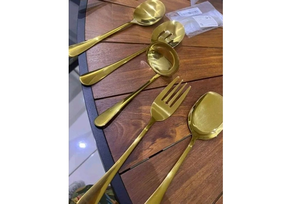 Talheres em aço inoxidável dourado para servir refeição 15, 00 a uni