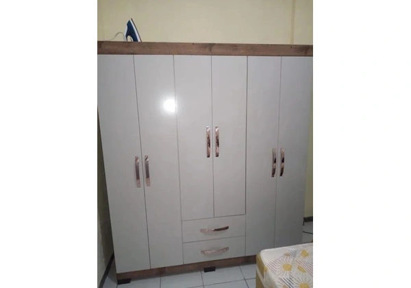 Guarda-Roupa de casal novinho