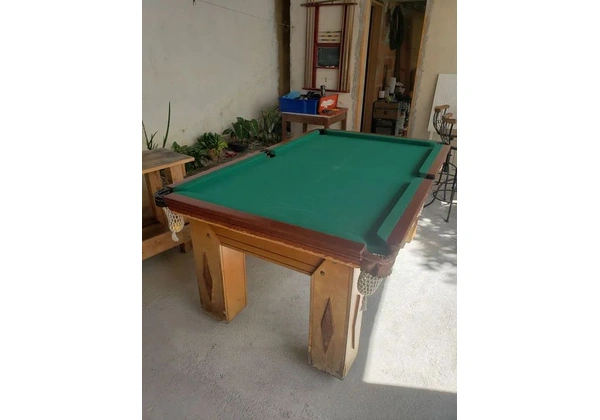 Mesa de sinuca completa