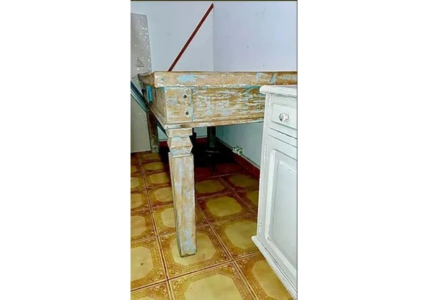Vendo Linda Mesa De Peroba Em Estilo Madeira De Demolicao