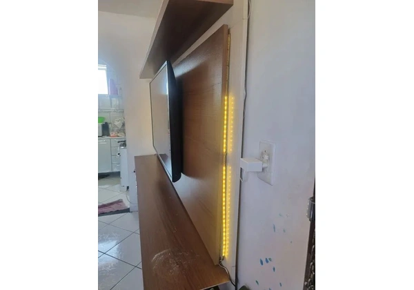 Rack para TV com iluminação LED
