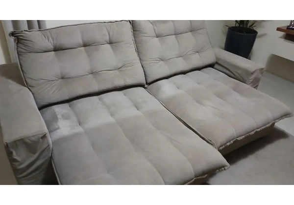Sofa semi novo 2, 30 metros