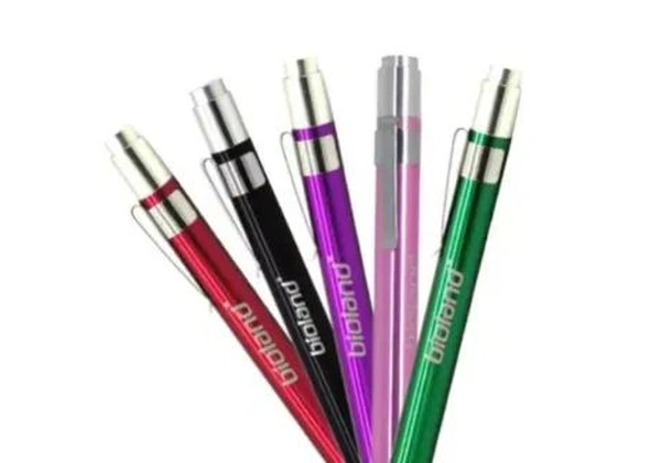 Lanterna Led clínica Profissional