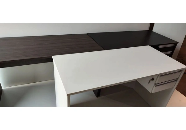 Mesas em MDF 18mm, valor unitário r$550 à vista ou r$600 em até 5x no cartão