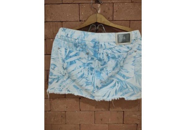 Saia Jeans Destroyed - Tamanho G