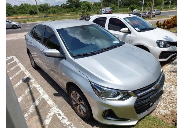 Chevrolet Onix Plus sedan 1.0 turbo LT automático 2020