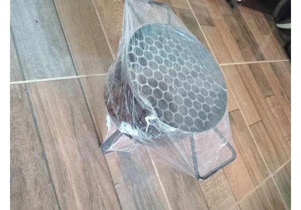 Mini churrasqueira pra 3 pessoas