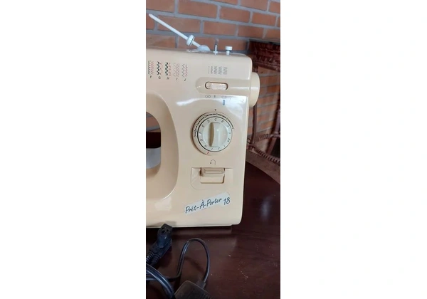 Máquina Singer Zigzag