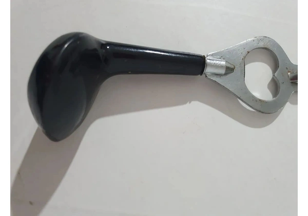 Abridor de Garrafas em Forma de Taco de Golfe antigo