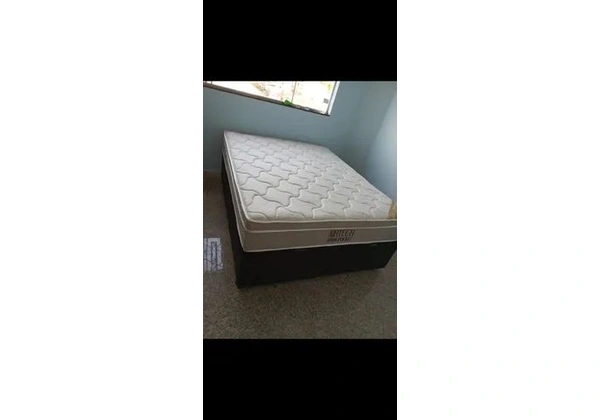 Cama box casal 138x188 base + colchão ( Nova )
