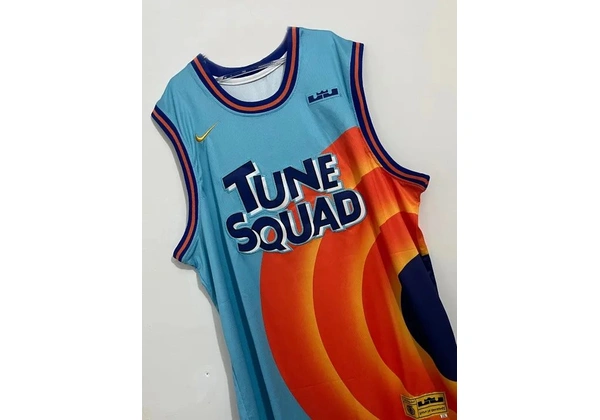 Camisa Basquete Tune Squad Importada - LeBron James
