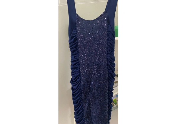 Vestido bandagem, lindo