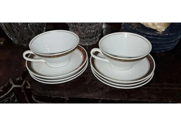 2 Antigas Xícaras Com pires porcelana São Paulo