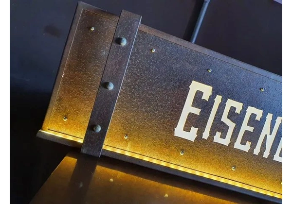 Luminoso
