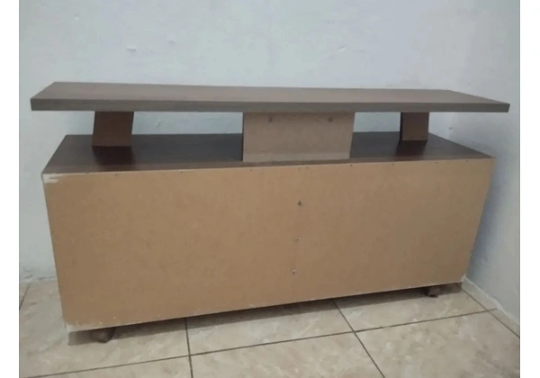 Vendo rack novicimo com painel dele sem nenhum arranhão