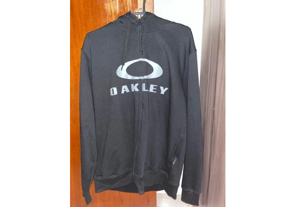moletom oakley preto novinho