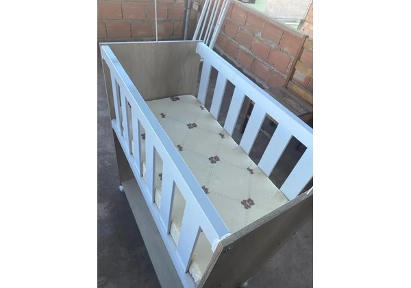 Mini Berço com colchão