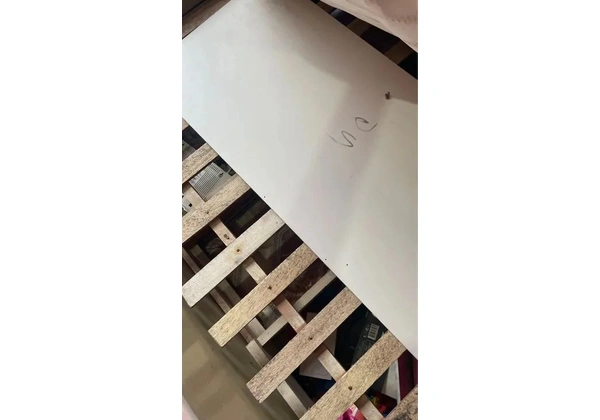 Cama de casal com colchão