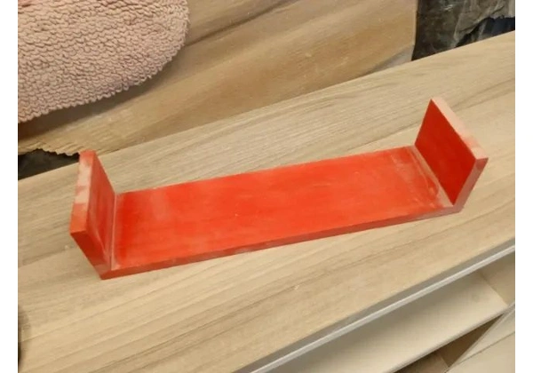 Prateleira em Madeira Laranja 10 cm x 40 cm x 10 cm