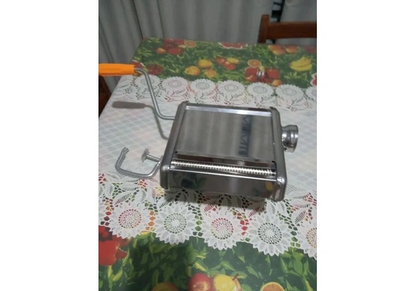 Máquina de massa caseira