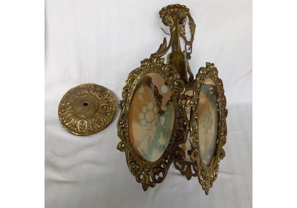 Lustre antigo de bronze (1 soquete)