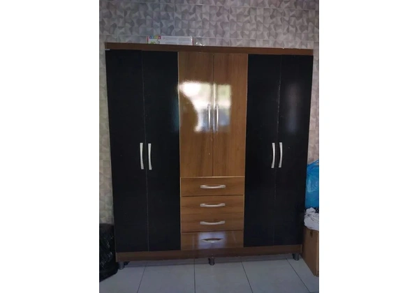 Guarda roupa de casal