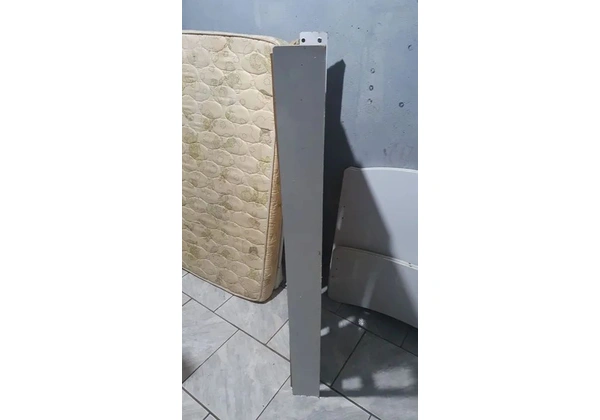 Berço usado mais bom. 200.00