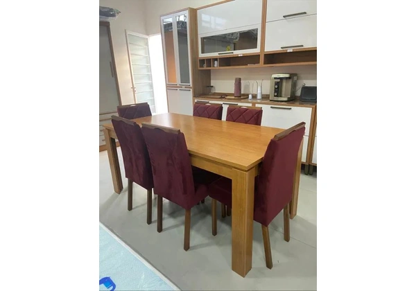 Mesa de Jantar 1, 80 x 0, 80 + 6 Cadeiras de Madeira Maciça Estofadas em Veludo - Sofisticaç