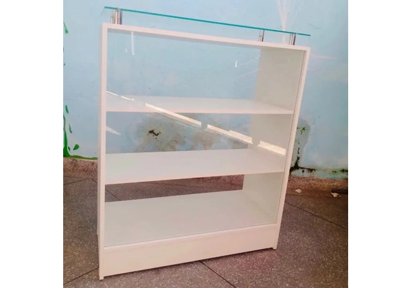 BALCÃO VITRINE COM TAMPO DE VIDRO