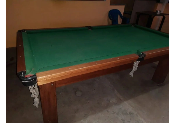 Mesa de Sinuca excelente