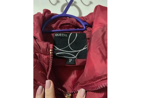 Jaqueta vermelha feminina