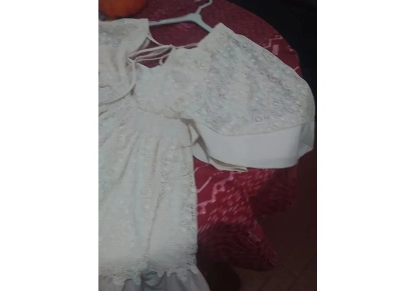 VESTIDO RENDADO NOVO