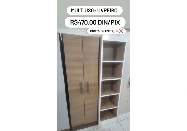 Roupeiro com estante