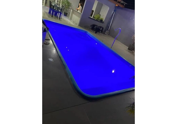 Piscina de fibra RUBÍ 5 - 5, 25X3, 05X1, 30 completo com aquecimento