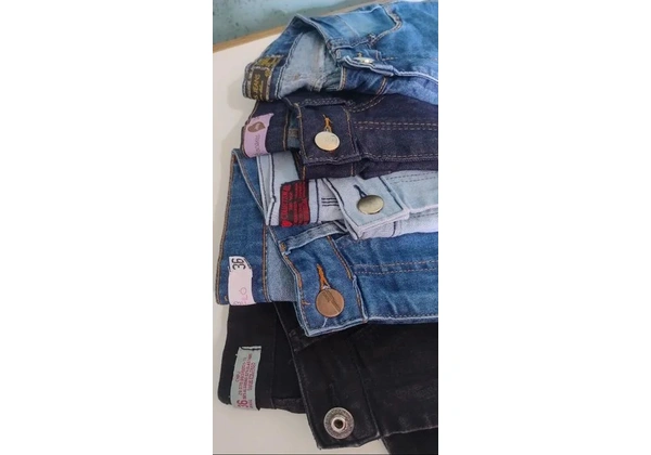 Calça jeans feminina 15, 00