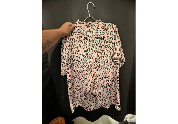Camisa Animal Print Onça Rosa & Azul (GG)