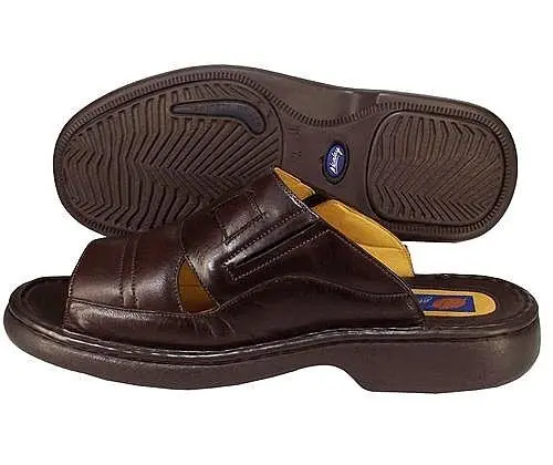 Chinelo Masculino cor Café em Couro Legítimo Alcalay Calçados - Referência CS203