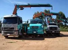 ALUGO CAMINHAO MUNCK E CONTAINERS