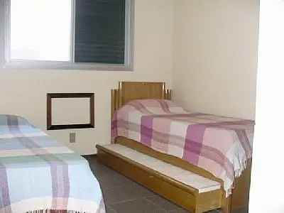 Apartamento 3 quartos para 8 pessoas a beira da Praia do Forte em Cabo Frio