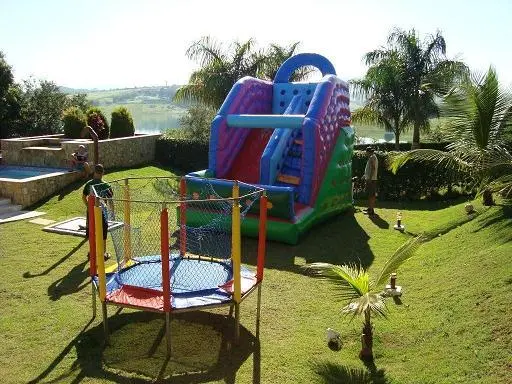 Brinquedos infláveis, mecanicos e eletronicos - festas