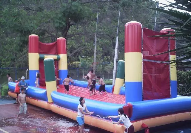 Brinquedos infláveis, mecanicos e eletronicos - festas