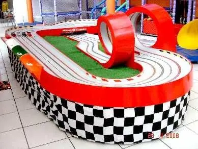 Brinquedos infláveis, mecanicos e eletronicos - festas