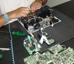 Assistencia Tecnica Manutenção de Datashow Projetores Epson BENQ SONY